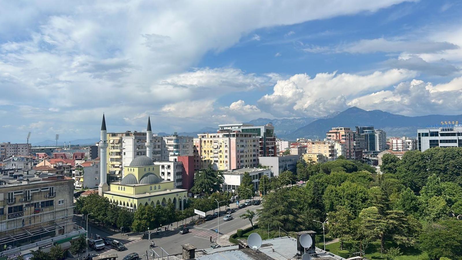 Amy'S Luxury Appartment Szkodra Zewnętrze zdjęcie