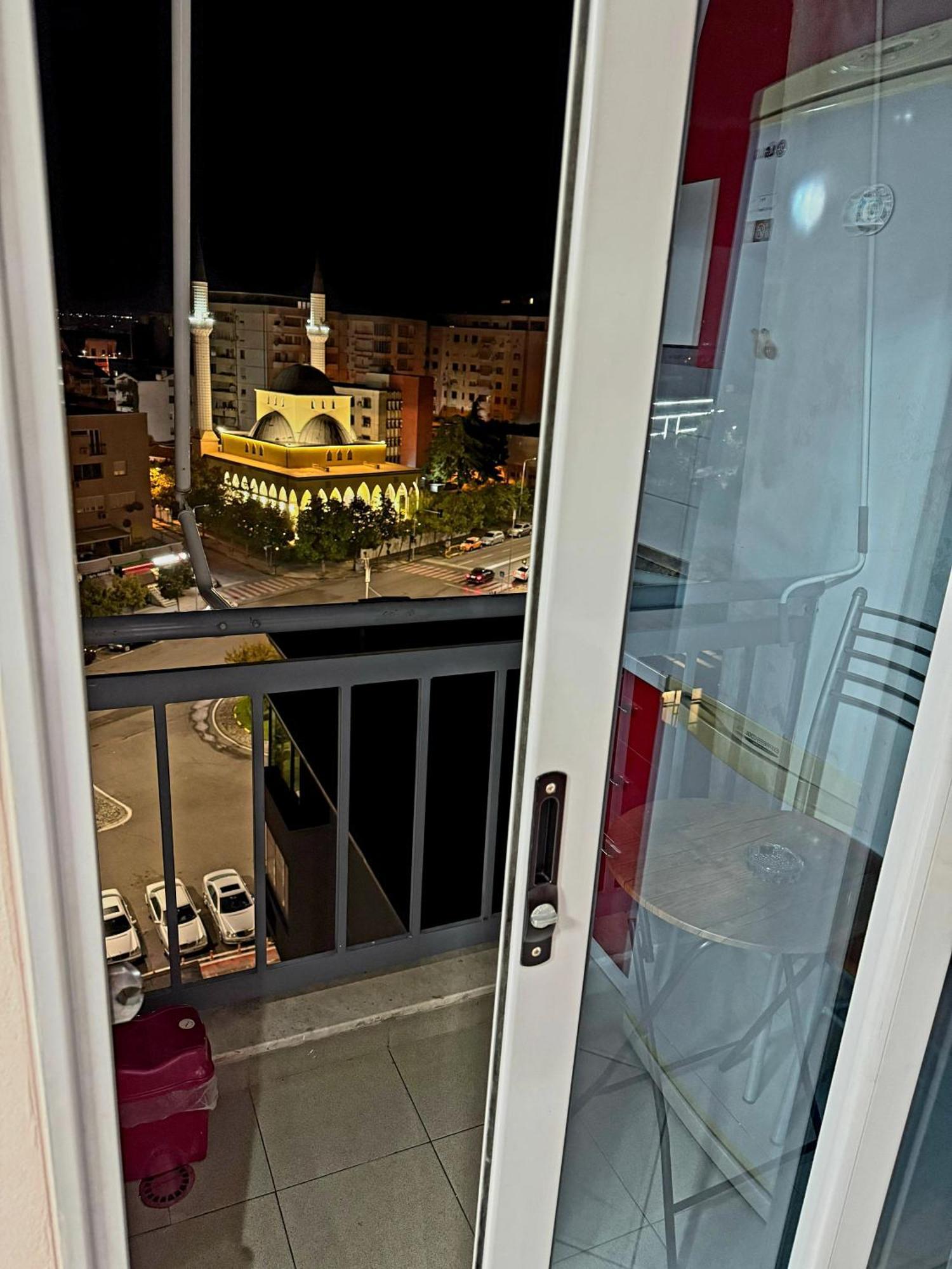 Amy'S Luxury Appartment Szkodra Zewnętrze zdjęcie