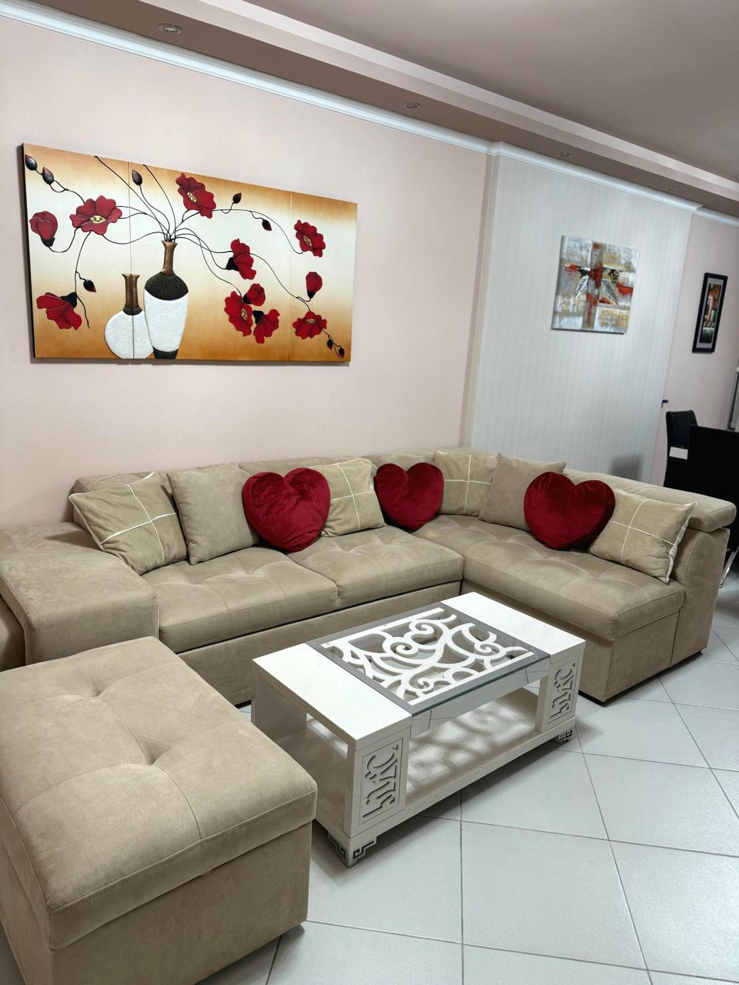 Amy'S Luxury Appartment Szkodra Zewnętrze zdjęcie