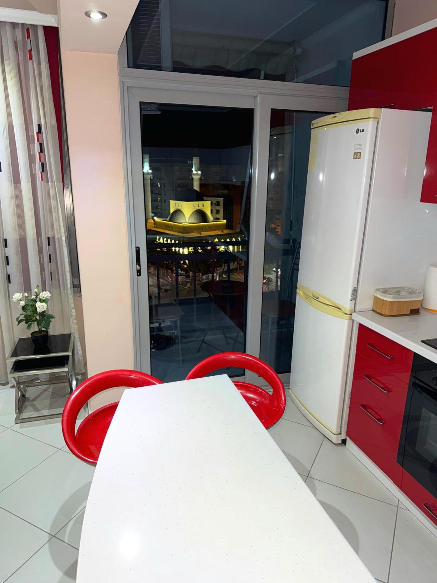 Amy'S Luxury Appartment Szkodra Zewnętrze zdjęcie