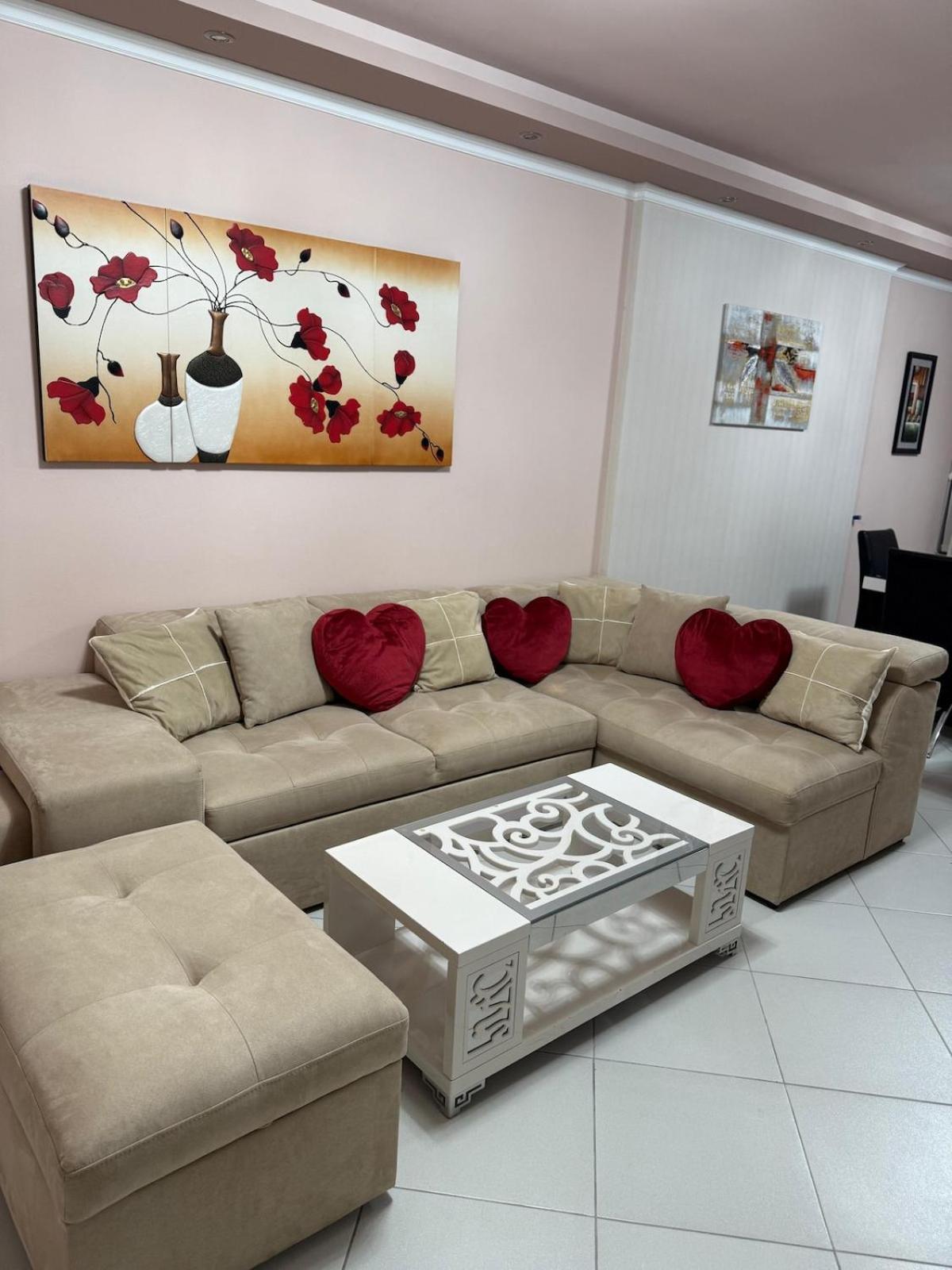 Amy'S Luxury Appartment Szkodra Zewnętrze zdjęcie